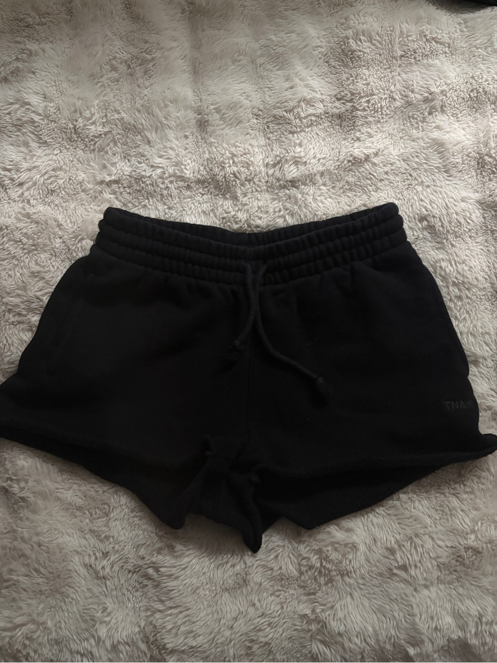 Aritzia TNA Cozy Fleece Boyfriend Fit Shorts